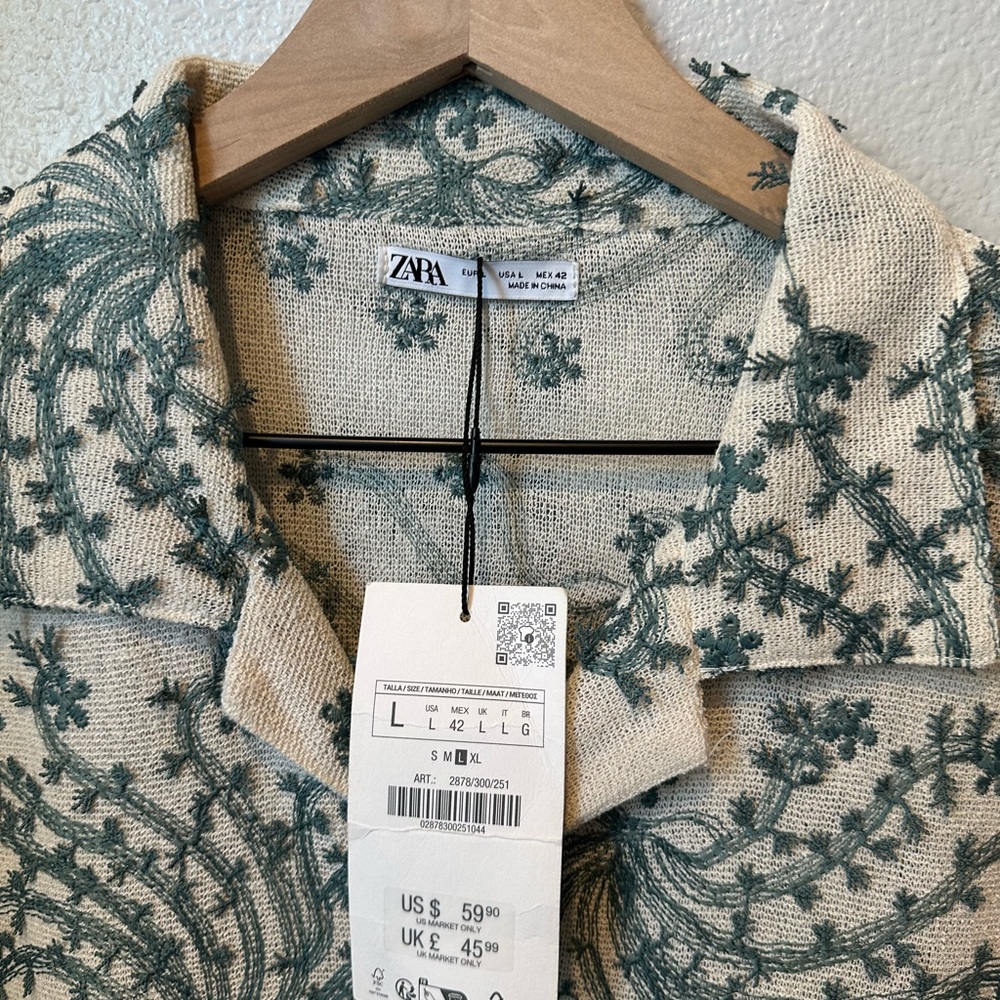 ZARA Men’s Textured Embroidered Short Sleeve Shirt – Size L – NWT - Picture 3 of 5